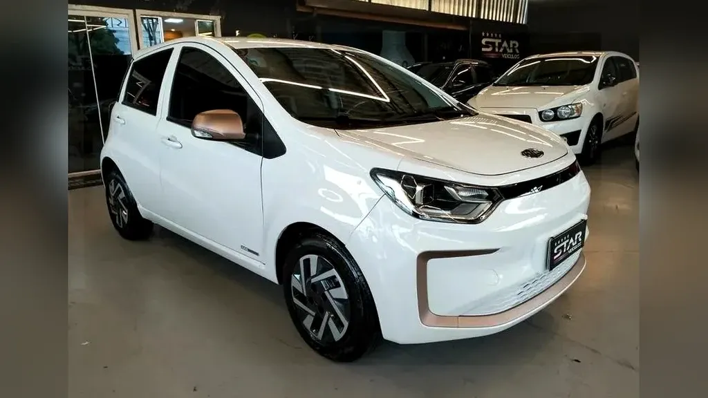 JAC E-JS1 - Imagem 3