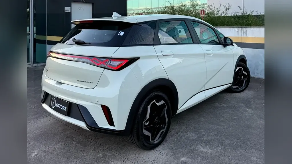 BYD Dolphin - Imagem 8