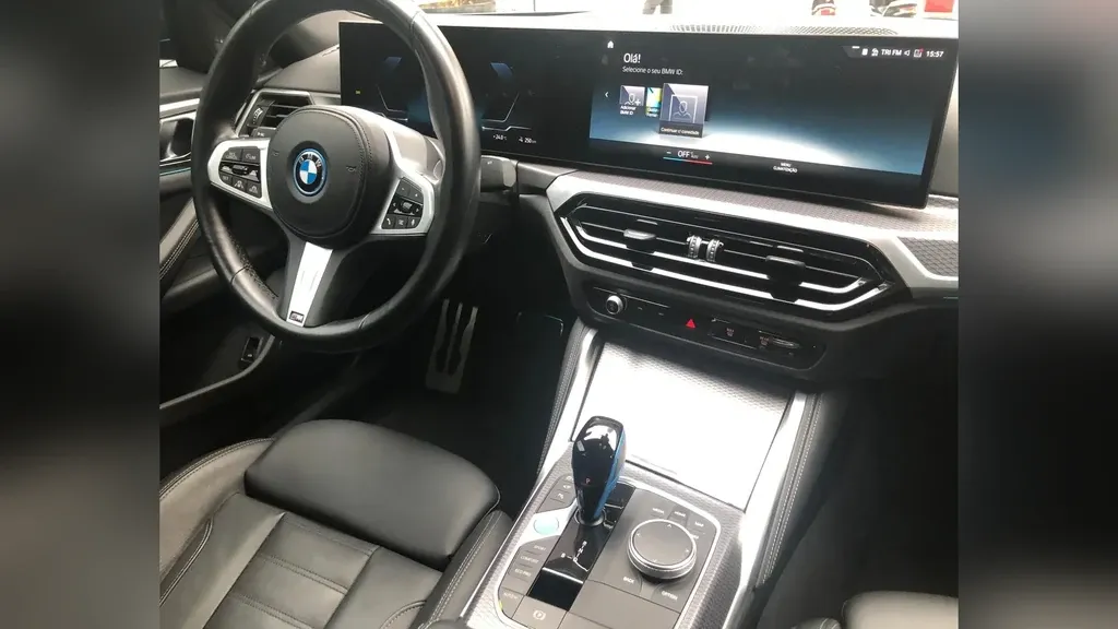 BMW I4 Edrive40 - Imagem 18