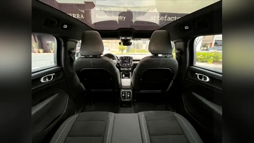 Volvo C40 Recharge - Imagem 16