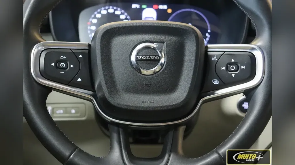 Volvo XC40 - Imagem 13