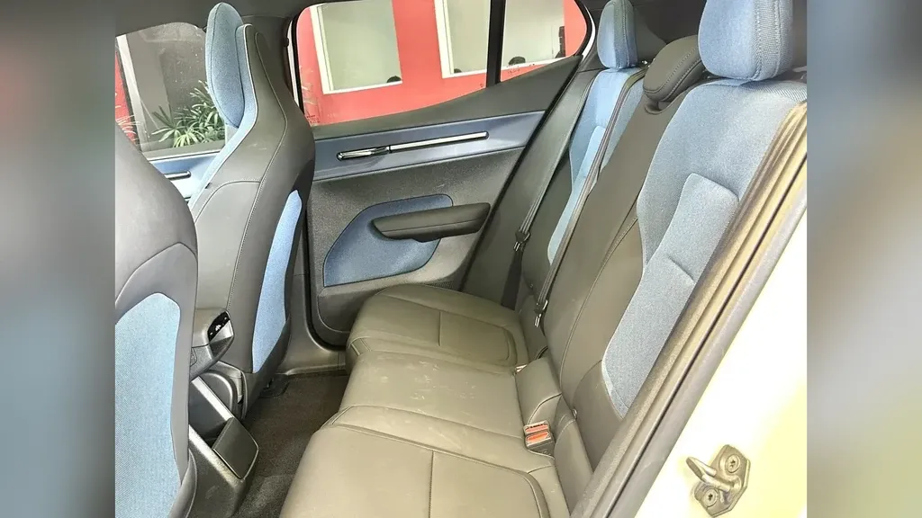 Volvo EX30 - Imagem 14