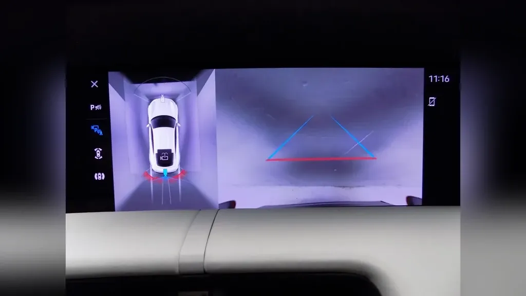 Porsche Taycan - Imagem 9