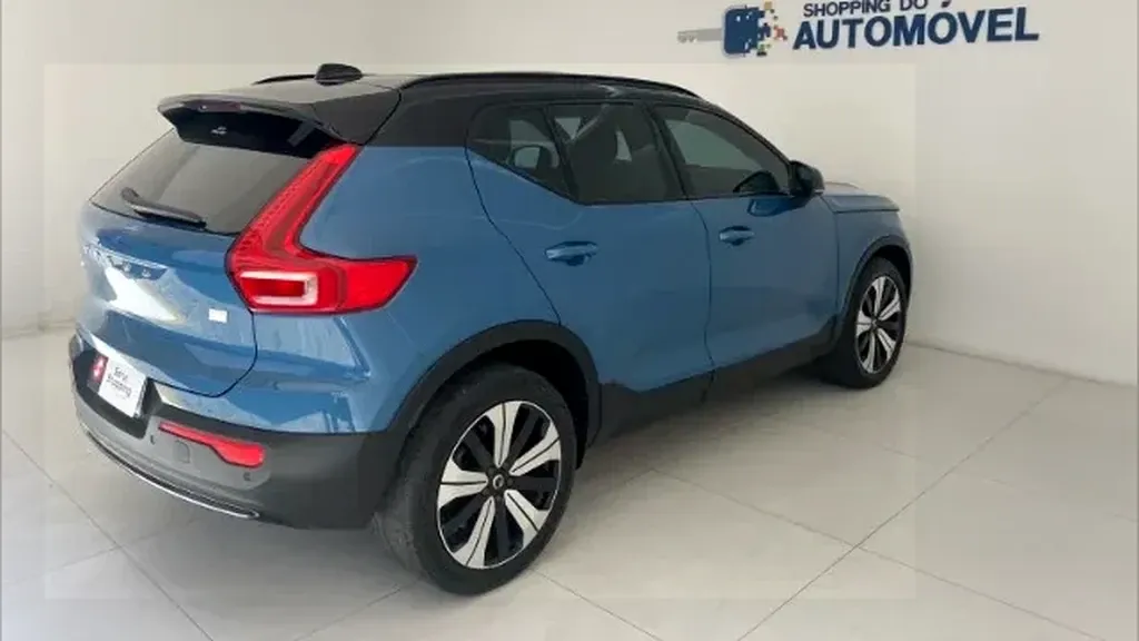Volvo XC40 Recharge - Imagem 4
