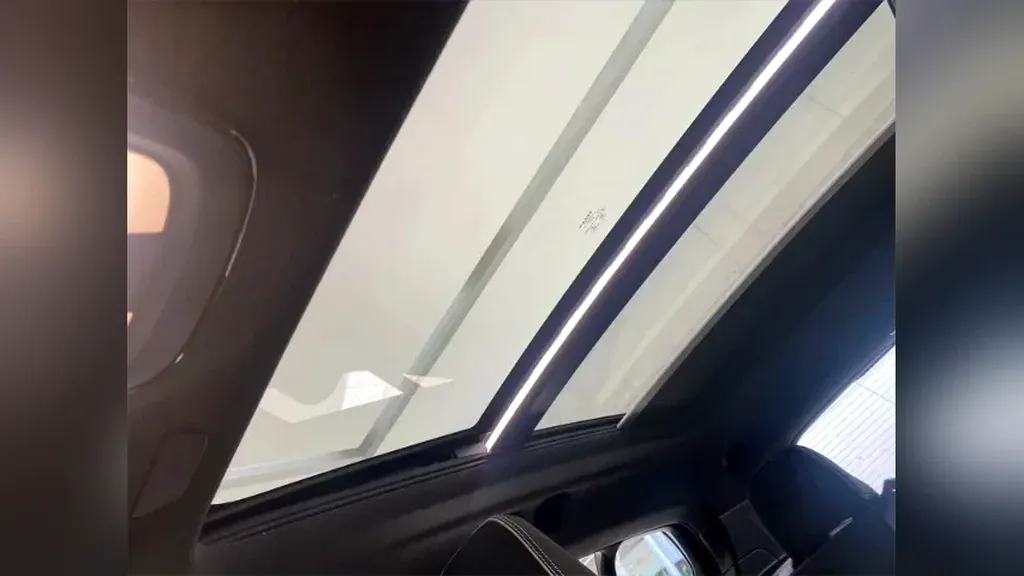 Volvo XC40 Recharge - Imagem 17