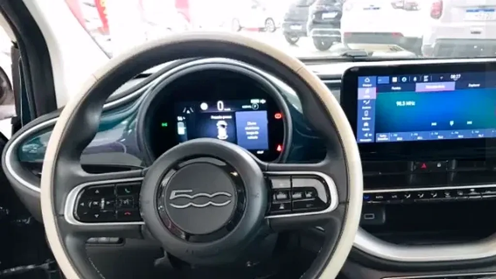 Fiat 500e - Imagem 12