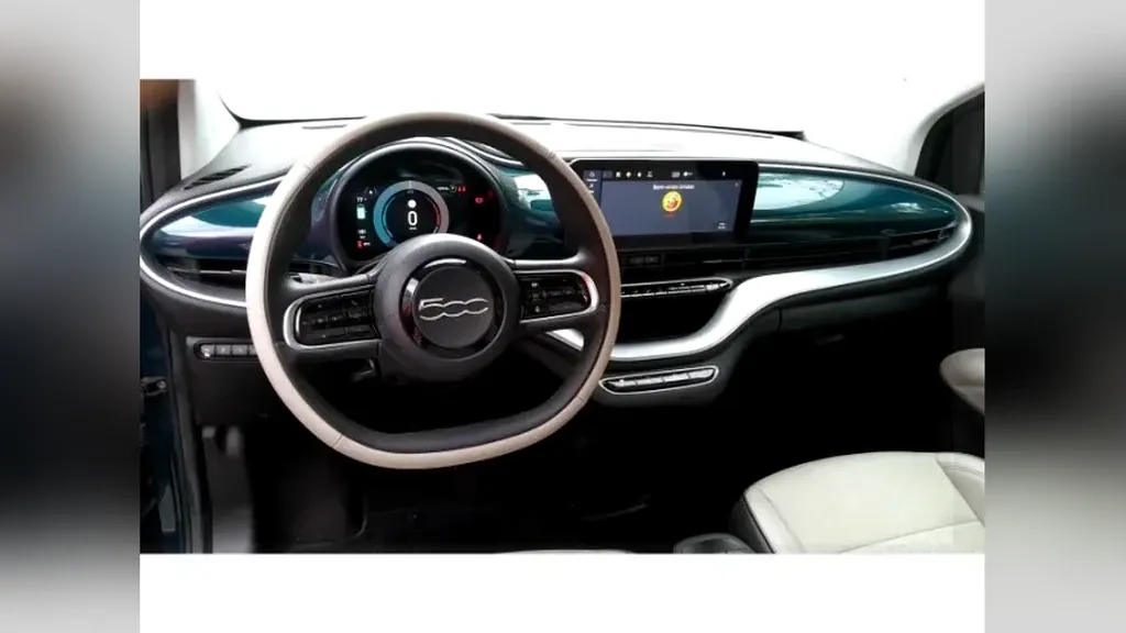 Fiat 500e - Imagem 13