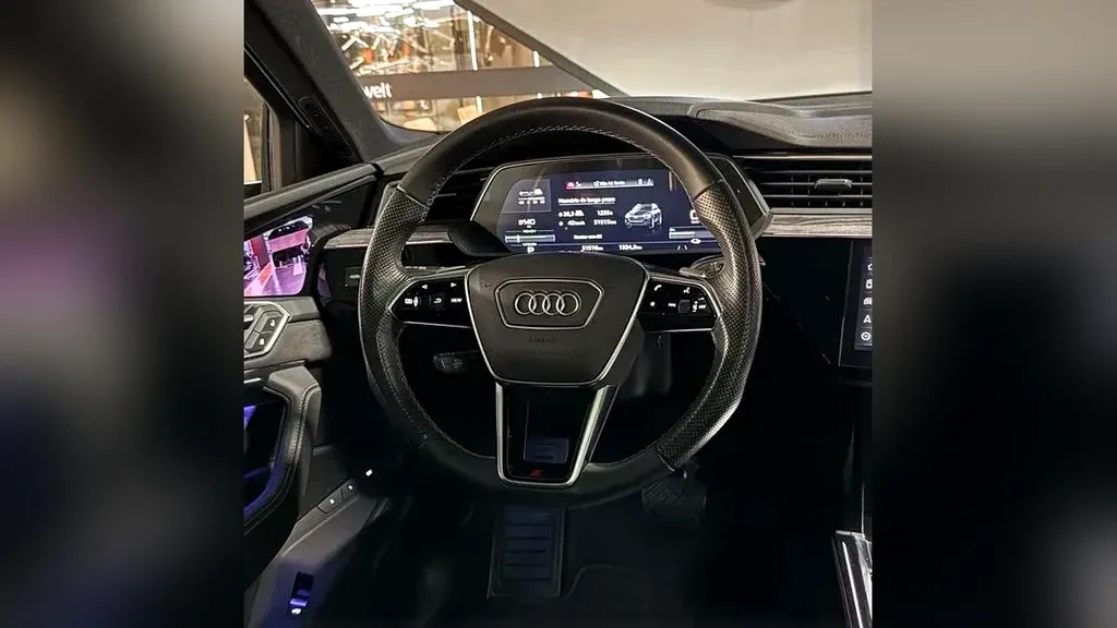 Audi E-tron - Imagem 13