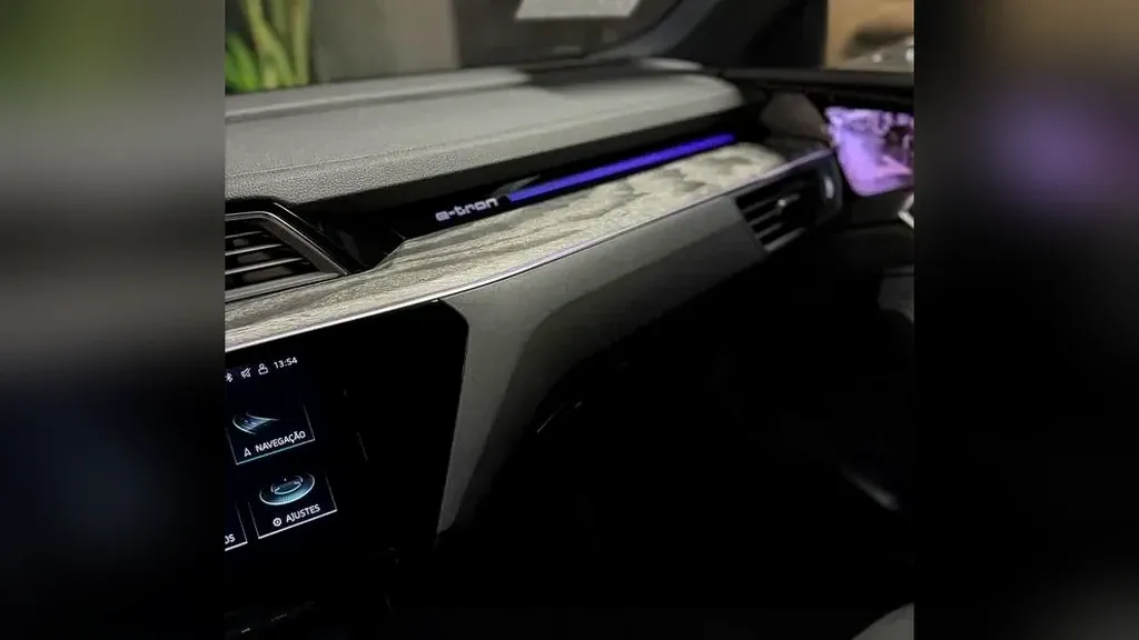 Audi E-tron - Imagem 16