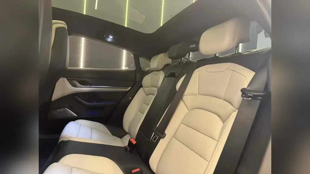 Porsche Taycan - Imagem 20