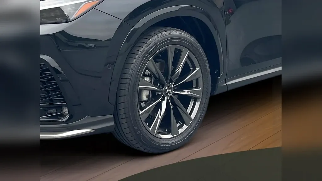 Lexus Nx 450h+ Plug-in Hybrid - Imagem 6