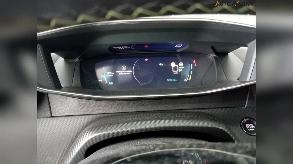 Peugeot E-2008 - Imagem 10