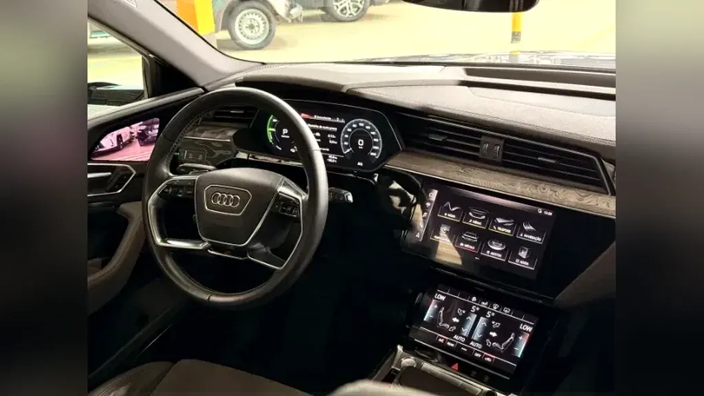 Audi E-tron - Imagem 16
