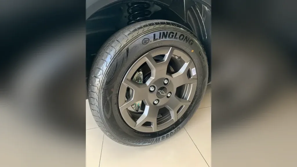 Chevrolet Spark Euv - Imagem 3