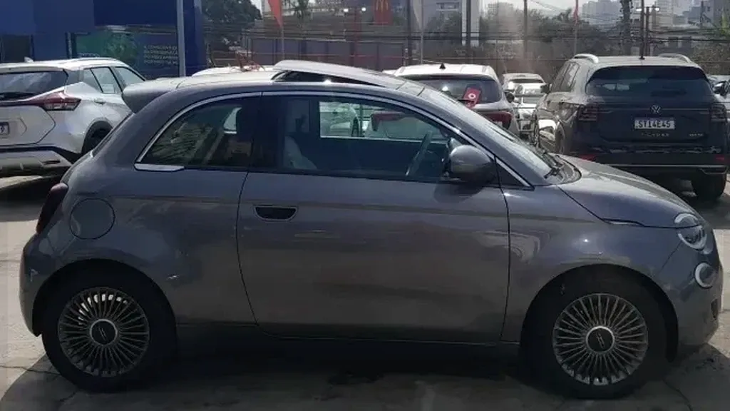 Fiat 500e - Imagem 3