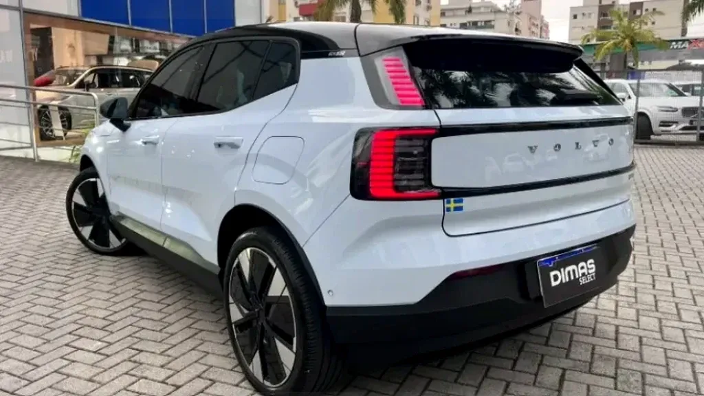 Volvo EX30 - Imagem 6
