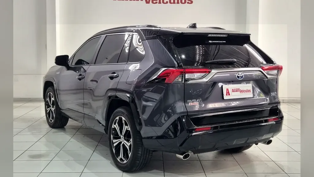 Toyota Rav4 EV - Imagem 4