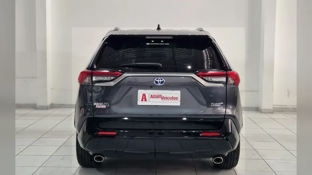 Toyota Rav4 EV - Imagem 5