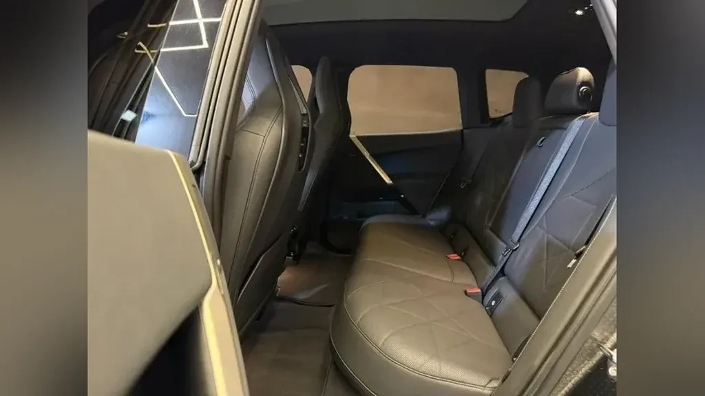 BMW Ix - Imagem 17