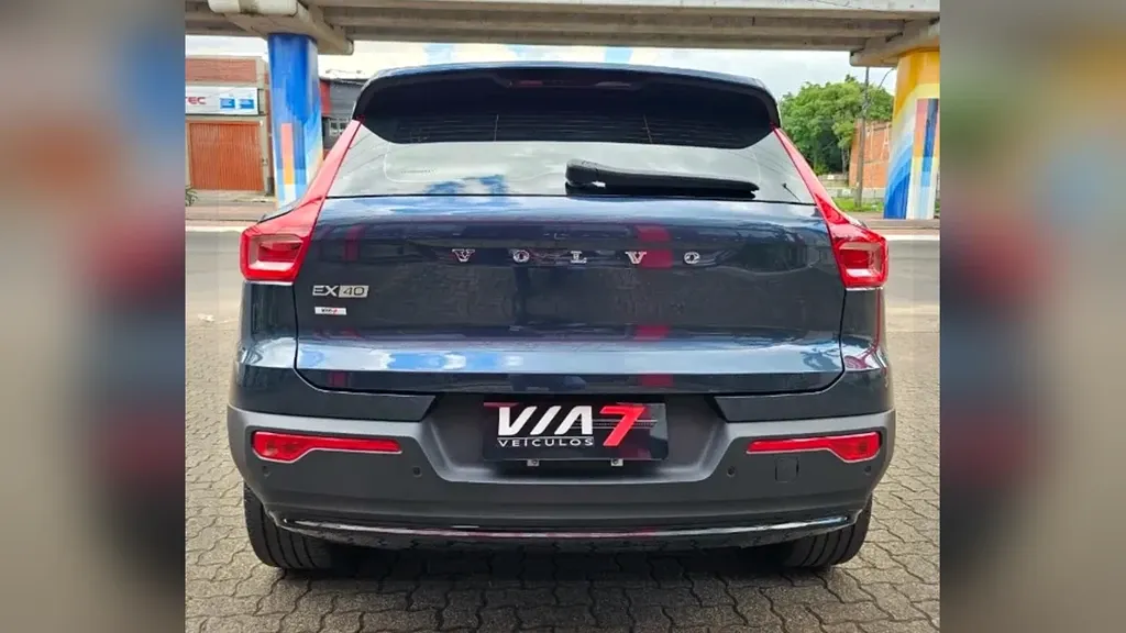 Volvo EX40 - Imagem 12