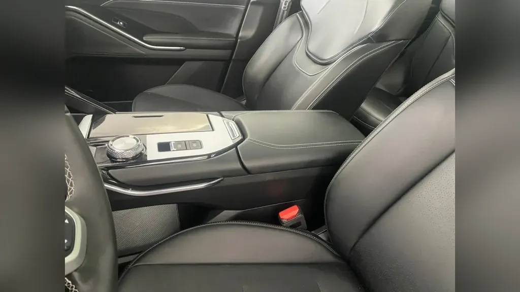 GWM Haval H6 Plug-in Hybrid - Imagem 18