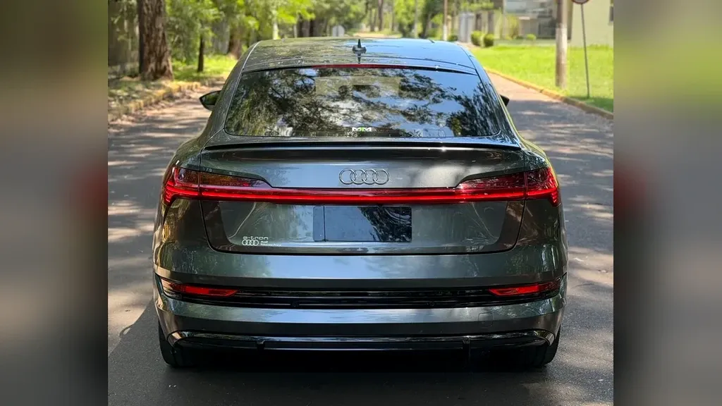 Audi E-tron - Imagem 11