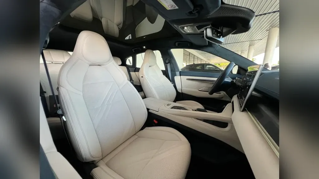 Zeekr 001 - Imagem 13