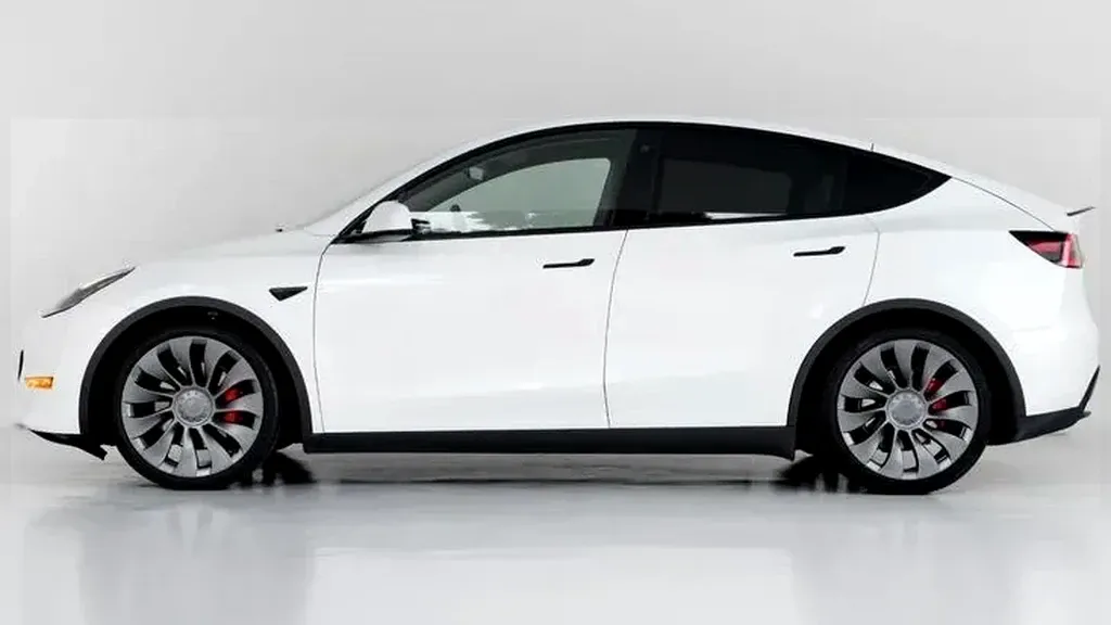 Tesla Model Y - Imagem 14