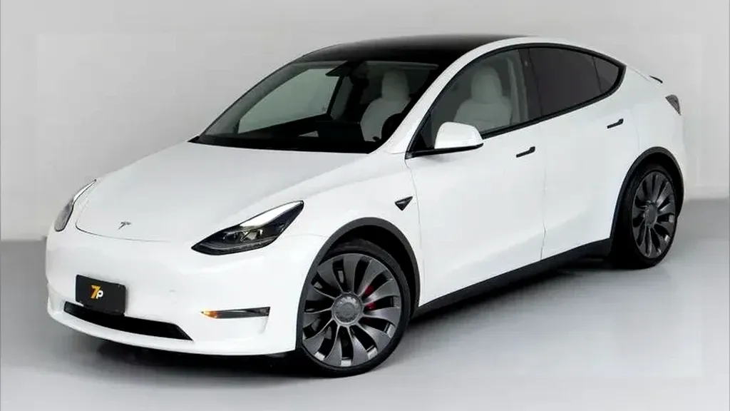 Tesla Model Y - Imagem 16
