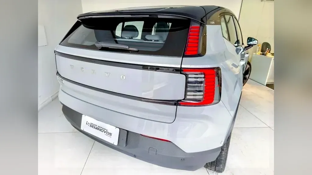 Volvo EX30 - Imagem 8
