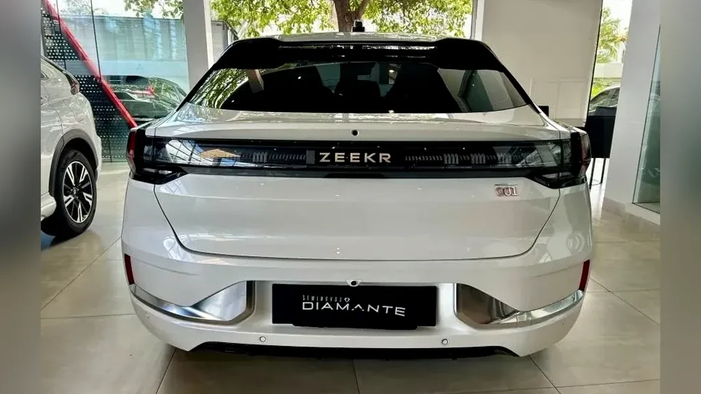 Zeekr 001 - Imagem 18