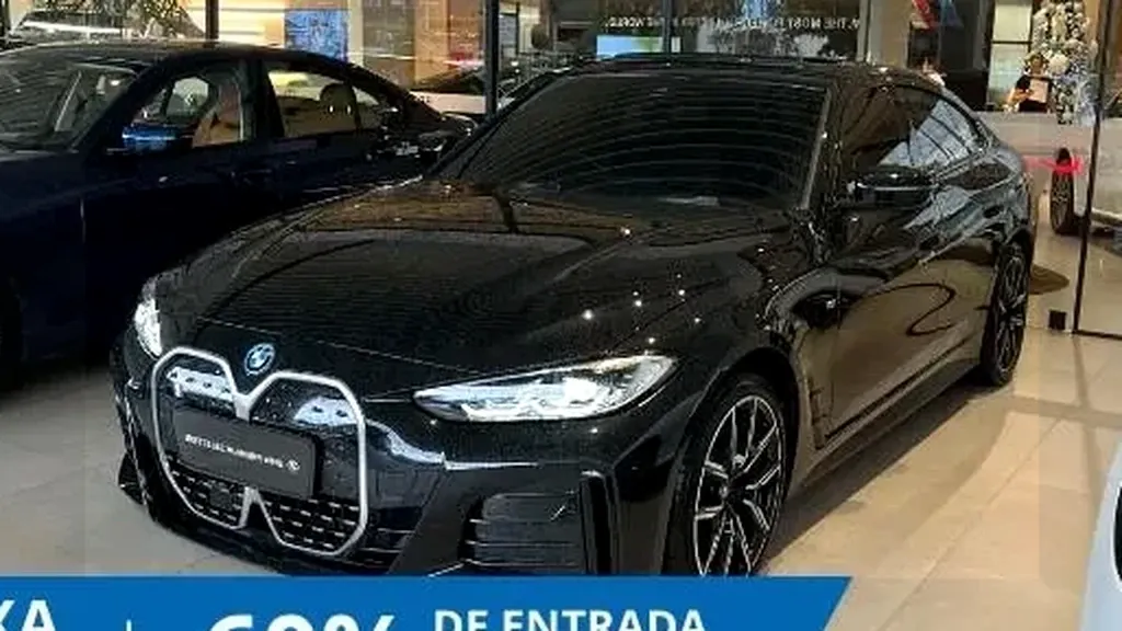 Foto de um bmw i4 edrive40