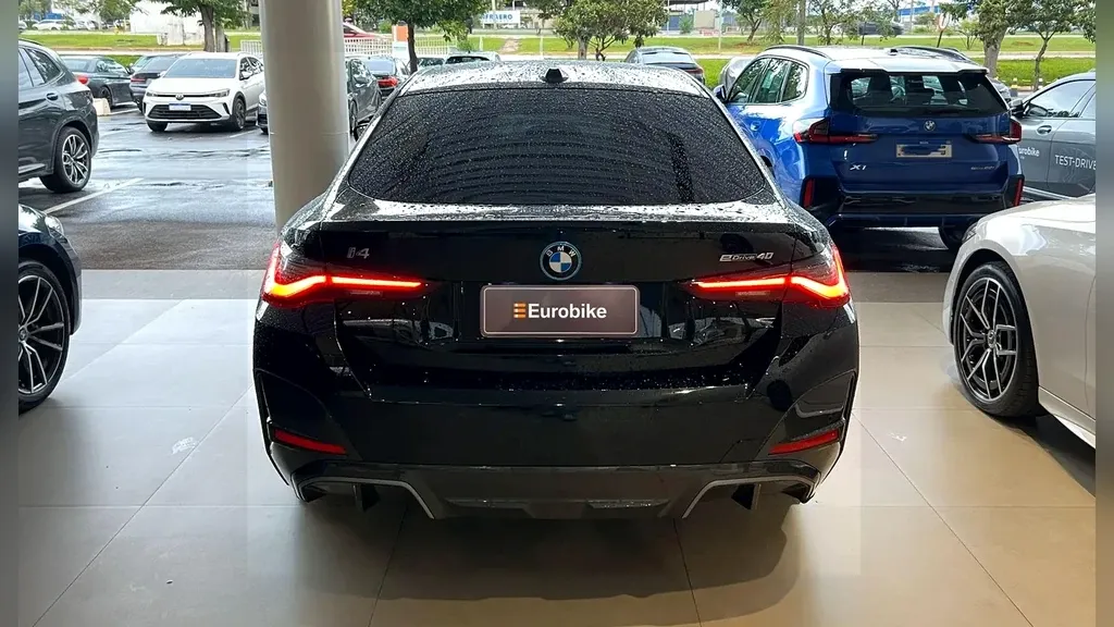 BMW I4 Edrive40 - Imagem 4