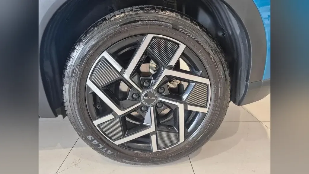 BYD Yuan Plus - Imagem 9