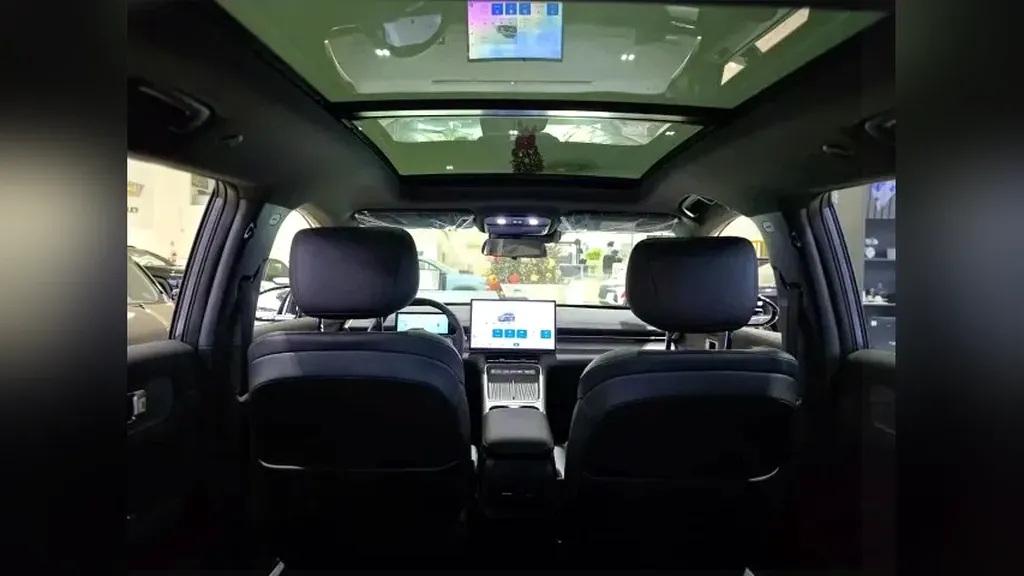 Chevrolet Captiva EV - Imagem 3