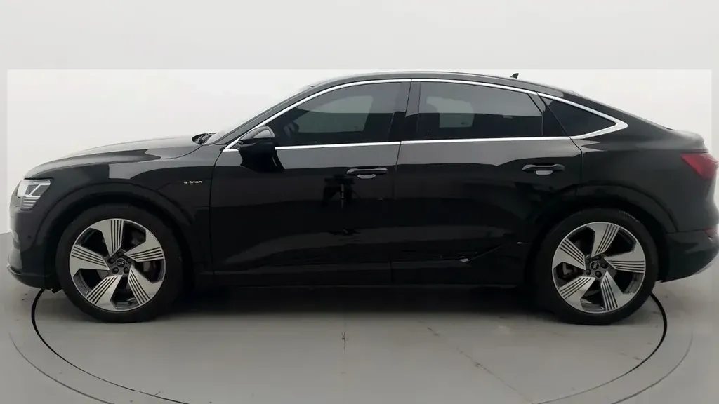 Audi E-tron Sportback - Imagem 2