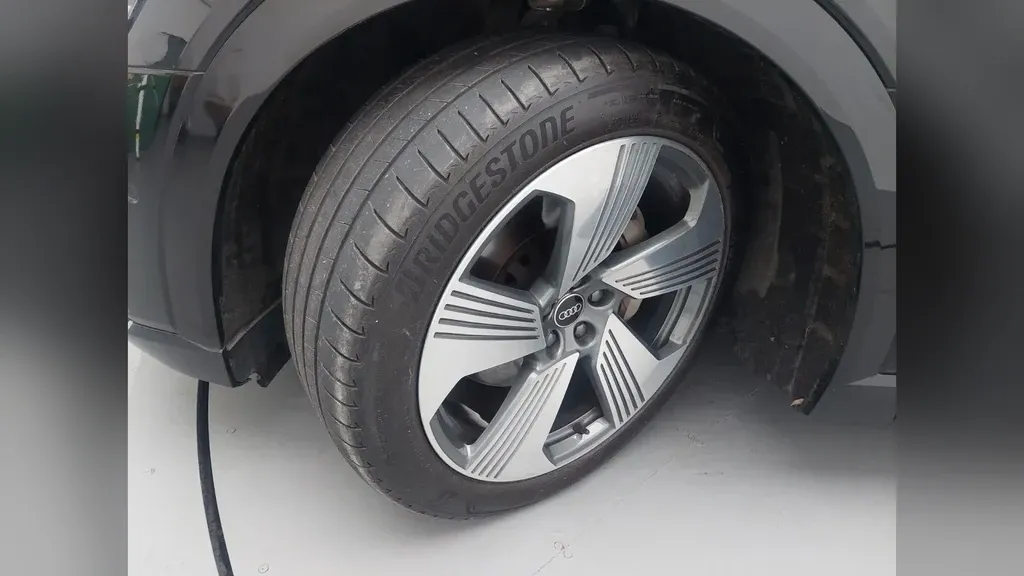 Audi E-tron Sportback - Imagem 11