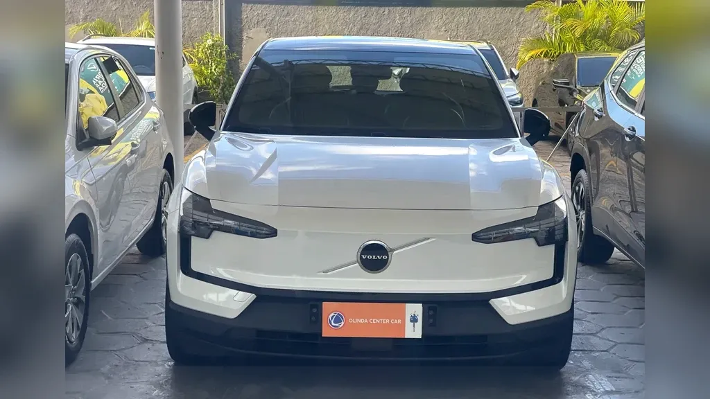 Volvo EX30 - Imagem 2