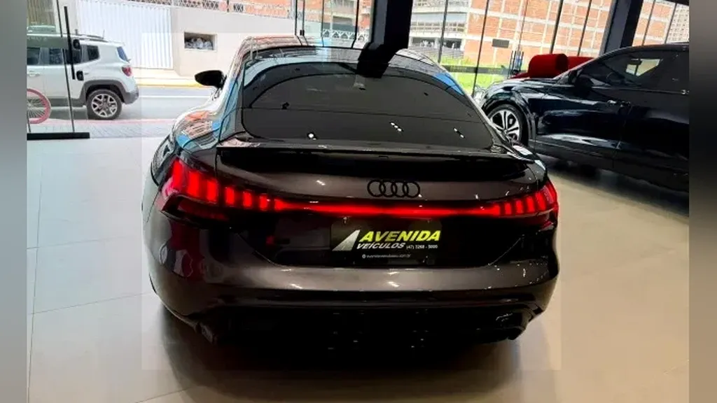 Audi Rs E-tron  GT - Imagem 8
