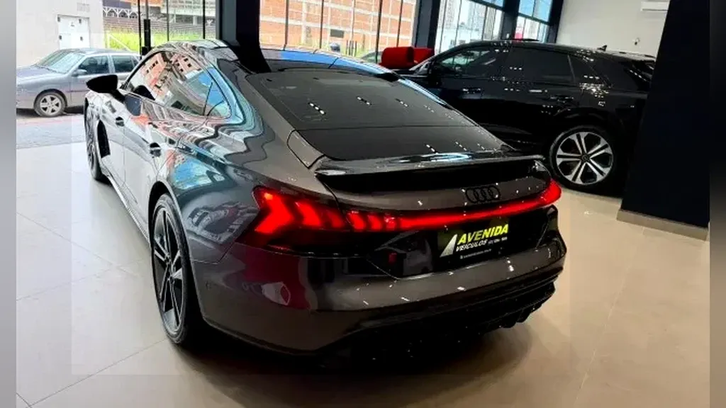 Audi Rs E-tron  GT - Imagem 9
