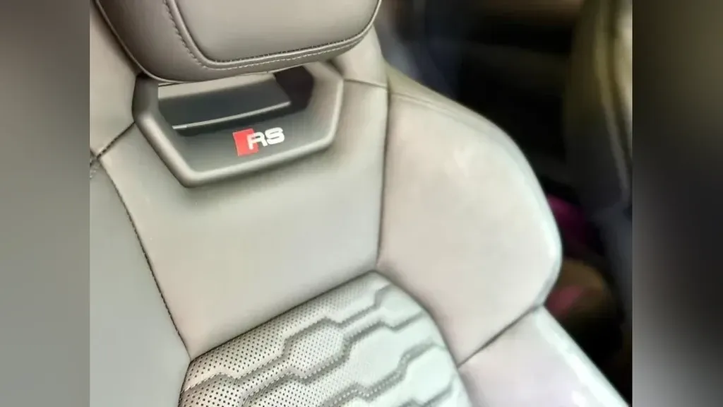 Audi Rs E-tron  GT - Imagem 19