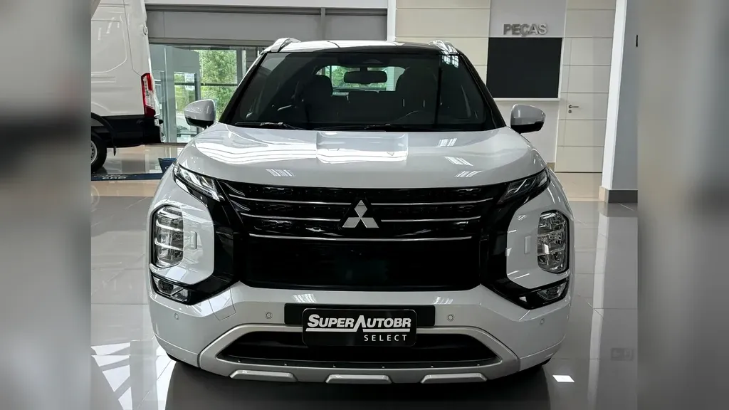 Mitsubishi Outlander - Imagem 2