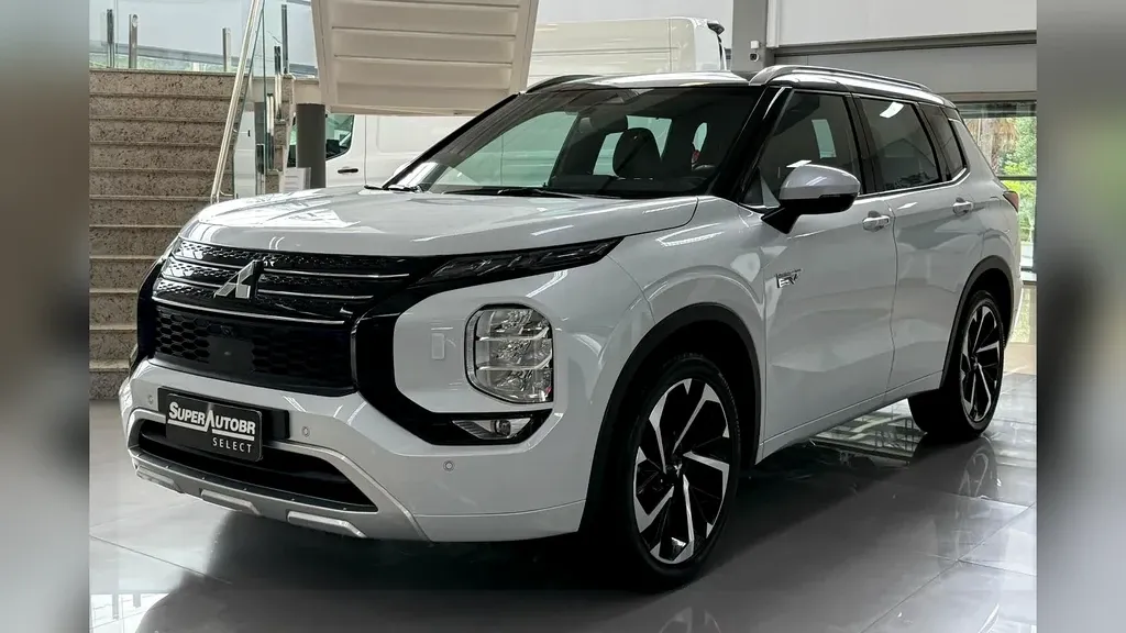 Mitsubishi Outlander - Imagem 3