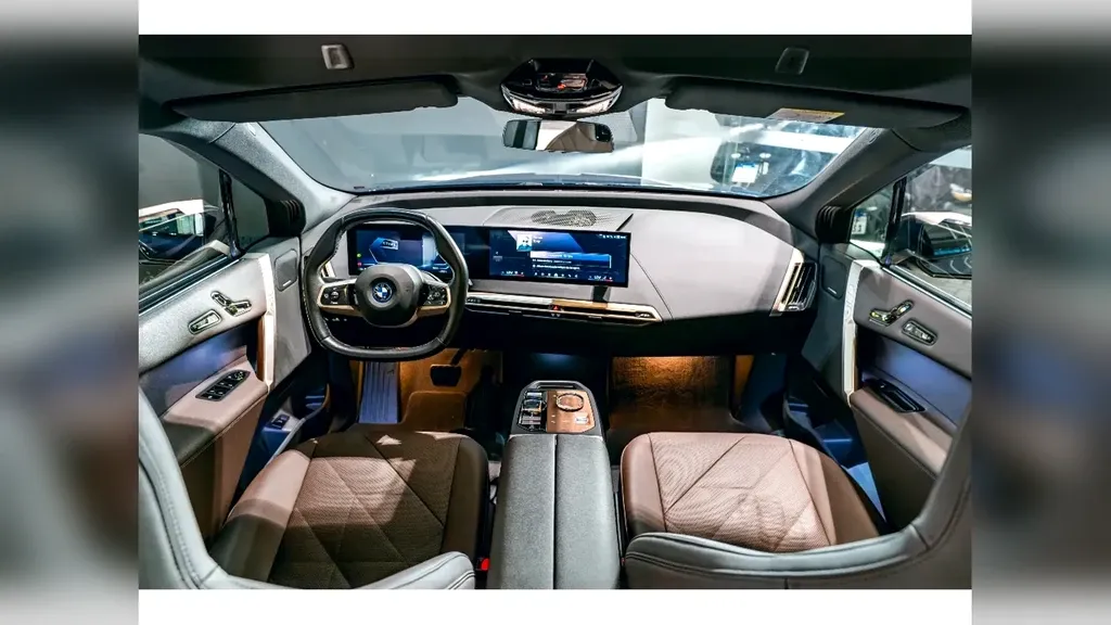 BMW Ix - Imagem 9