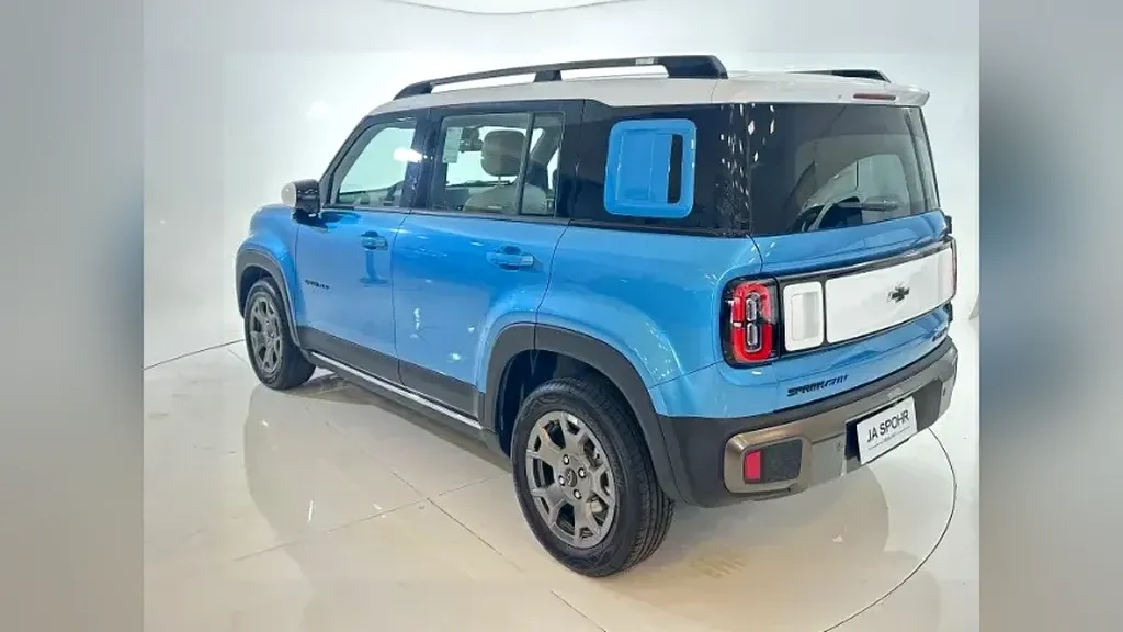 Chevrolet Spark Euv - Imagem 12