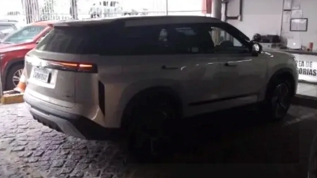 Chery Jaecoo J7 Plug-in Hybrid - Imagem 3