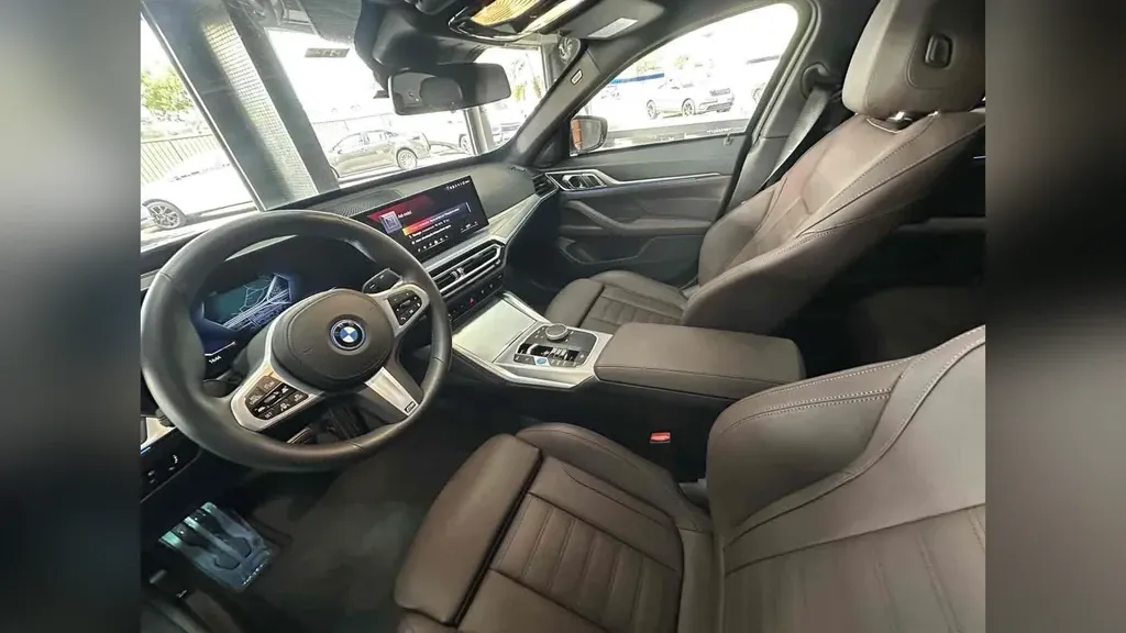 BMW I4 Edrive35 - Imagem 10