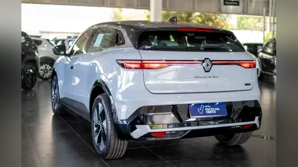 Renault Megane E-tech Electric - Imagem 10