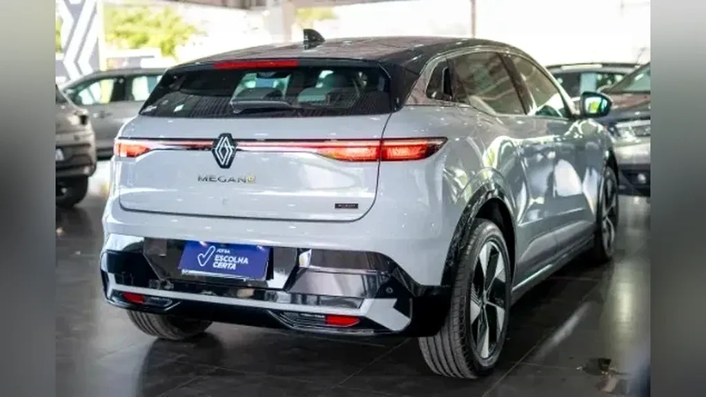 Renault Megane E-tech Electric - Imagem 12