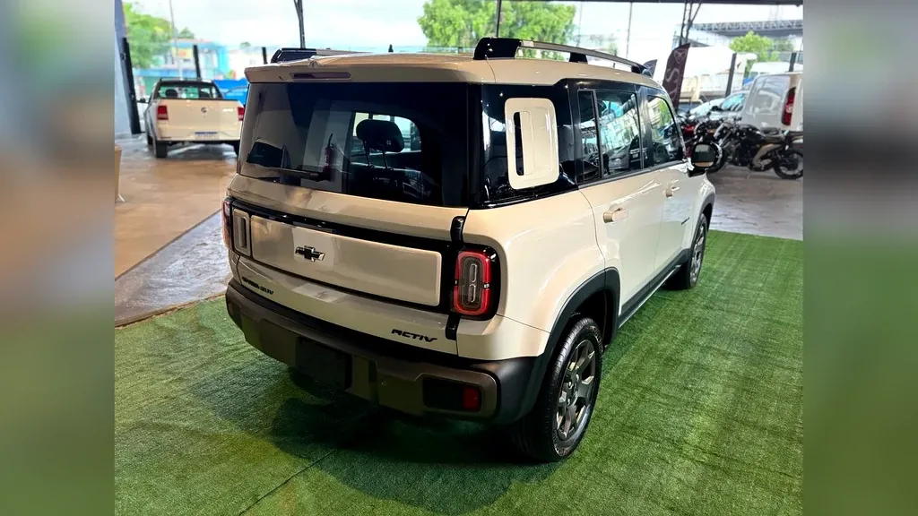 Chevrolet Spark Euv - Imagem 6